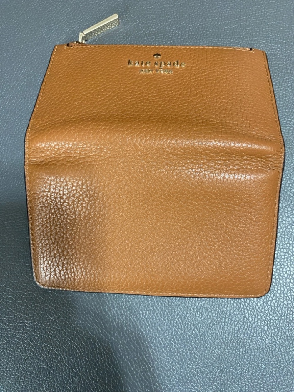 Kate Spade Tan Pebbled Leather Hobo with Matching Zip Wallet - Picture 6 of 8